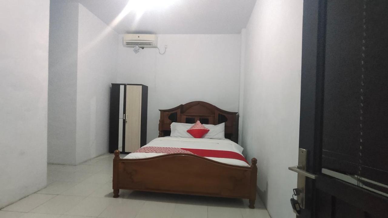 Oyo 90157 Griya Andon Syariah Hotel Cirebon Buitenkant foto